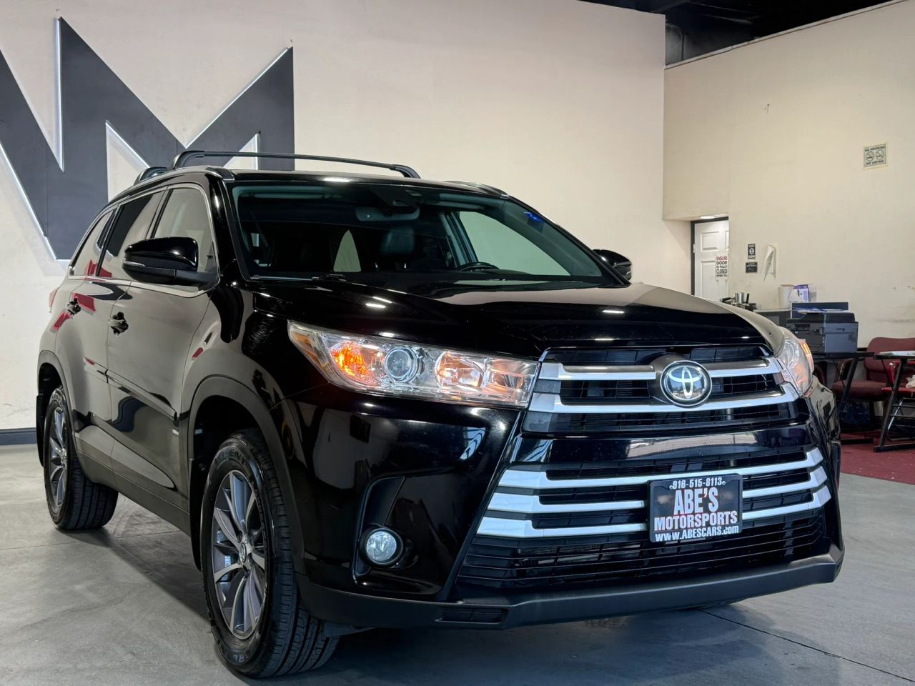 toyota highlander 2019 5TDJZRFH8KS715068 image toyota highlander 2019 5TDJZRFH8KS715068 image