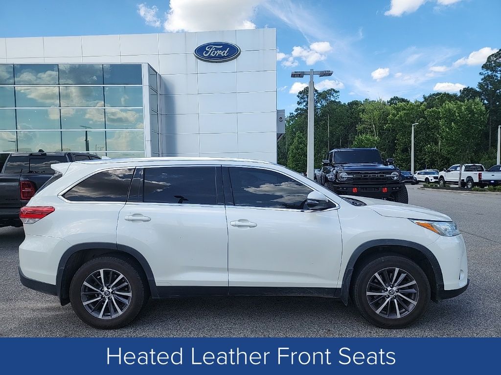 toyota highlander 2019 5TDJZRFH7KS582027 image toyota highlander 2019 5TDJZRFH7KS582027 image
