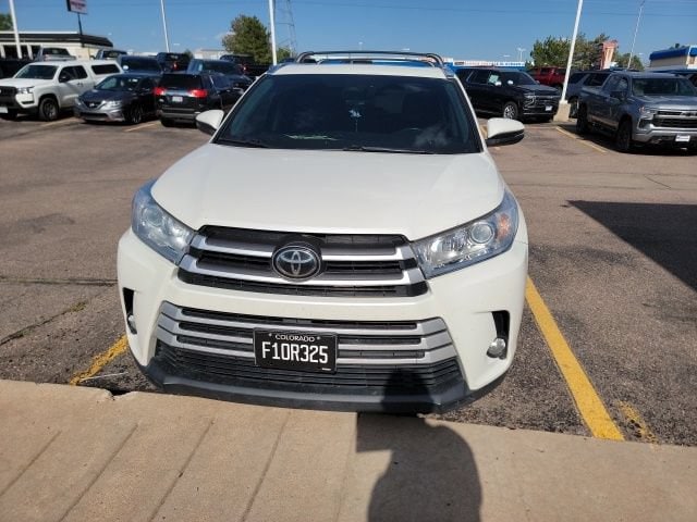 toyota highlander 2019 5TDJZRFH8KS584949 image toyota highlander 2019 5TDJZRFH8KS584949 image