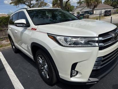 toyota highlander 2018 5TDYZRFH2JS283879 image