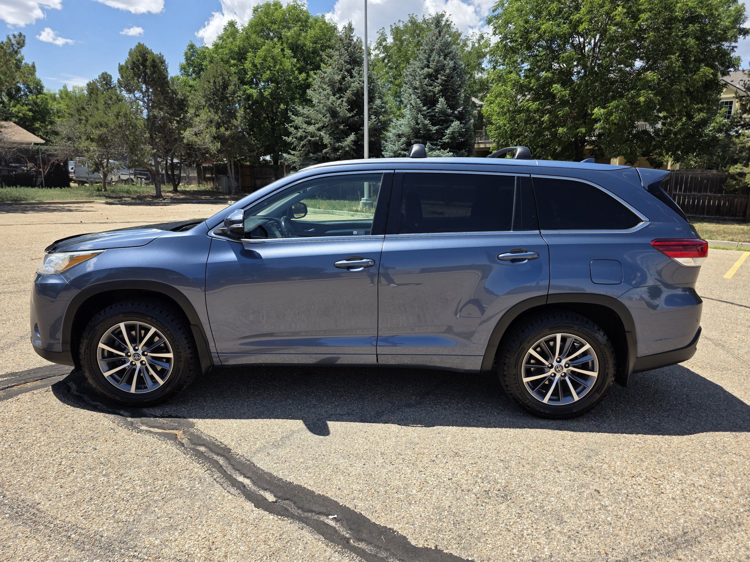 toyota highlander 2018 5TDJZRFH1JS913537 image toyota highlander 2018 5TDJZRFH1JS913537 image