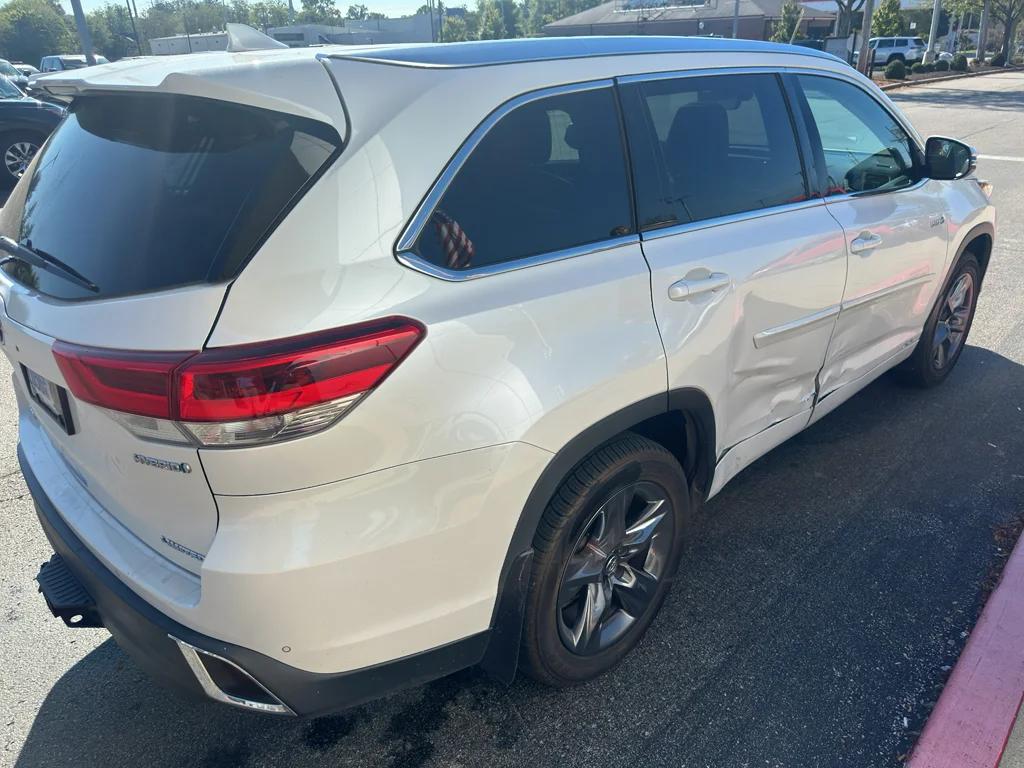 toyota highlander 2018 5TDDGRFH5JS038112 image toyota highlander 2018 5TDDGRFH5JS038112 image