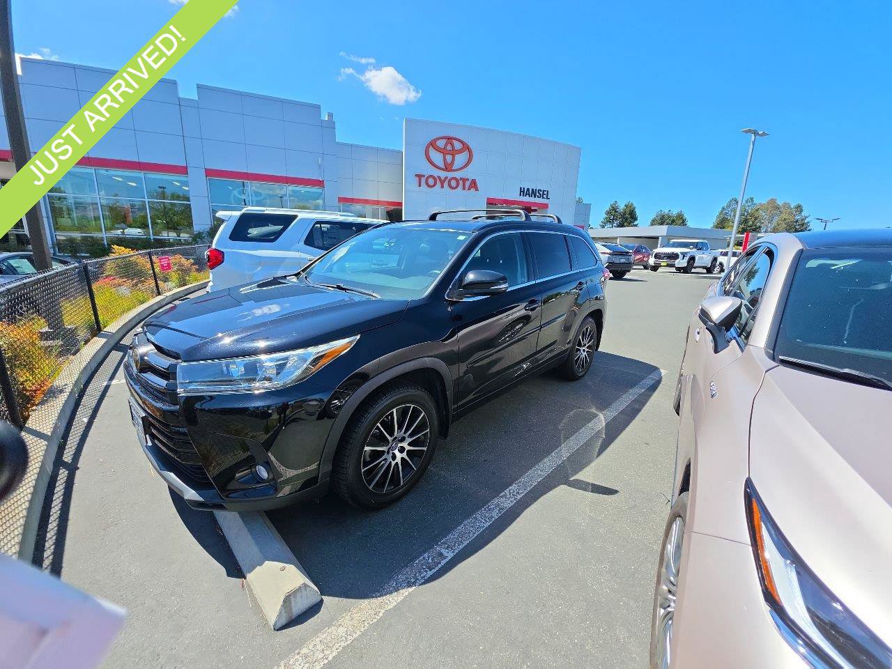 toyota highlander 2018 5TDJZRFH7JS812986 image toyota highlander 2018 5TDJZRFH7JS812986 image