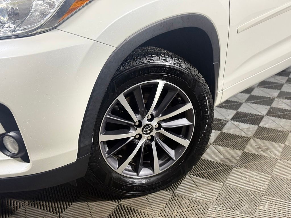 toyota highlander 2018 5TDJZRFHXJS542913 image toyota highlander 2018 5TDJZRFHXJS542913 image