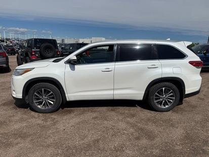 toyota highlander 2018 5TDJZRFH7JS526197 image toyota highlander 2018 5TDJZRFH7JS526197 image
