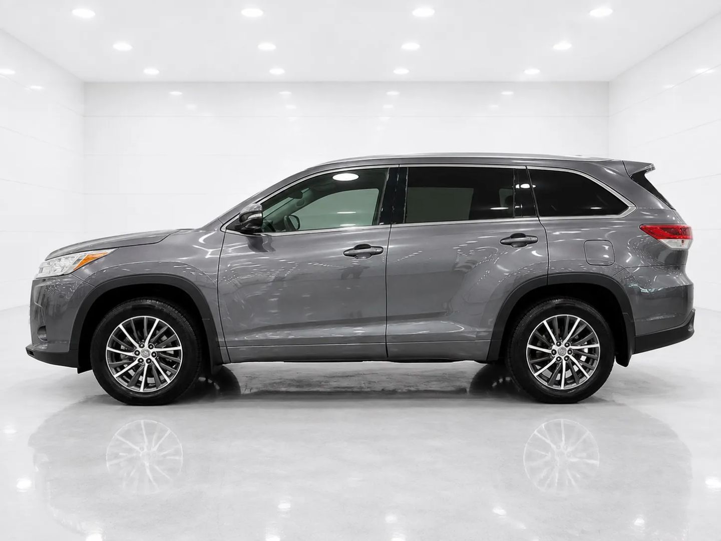 toyota highlander 2018 5TDJZRFH7JS893780 image toyota highlander 2018 5TDJZRFH7JS893780 image