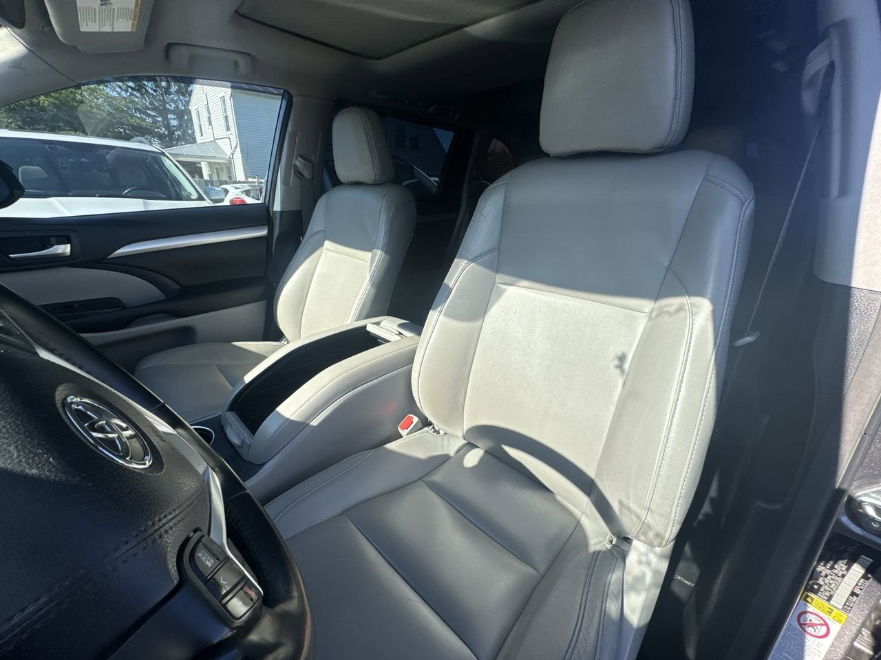 toyota highlander 2018 5TDJZRFHXJS530955 image toyota highlander 2018 5TDJZRFHXJS530955 image