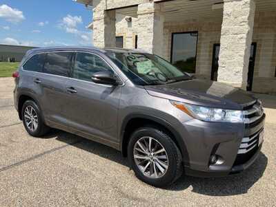 toyota highlander 2018 5TDJZRFH6JS523758 image toyota highlander 2018 5TDJZRFH6JS523758 image