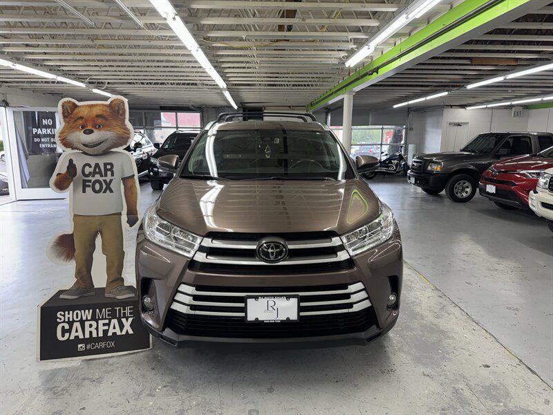 toyota highlander 2018 5TDJZRFH2JS879687 image toyota highlander 2018 5TDJZRFH2JS879687 image