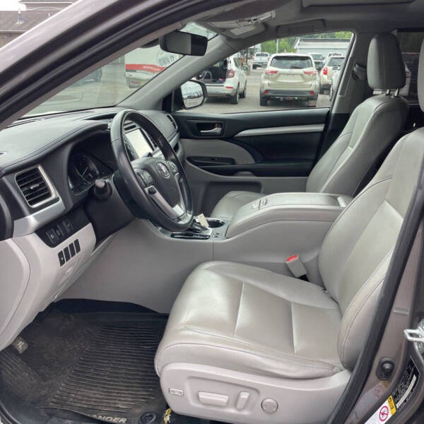 toyota highlander 2018 5TDJZRFH2JS553775 image toyota highlander 2018 5TDJZRFH2JS553775 image