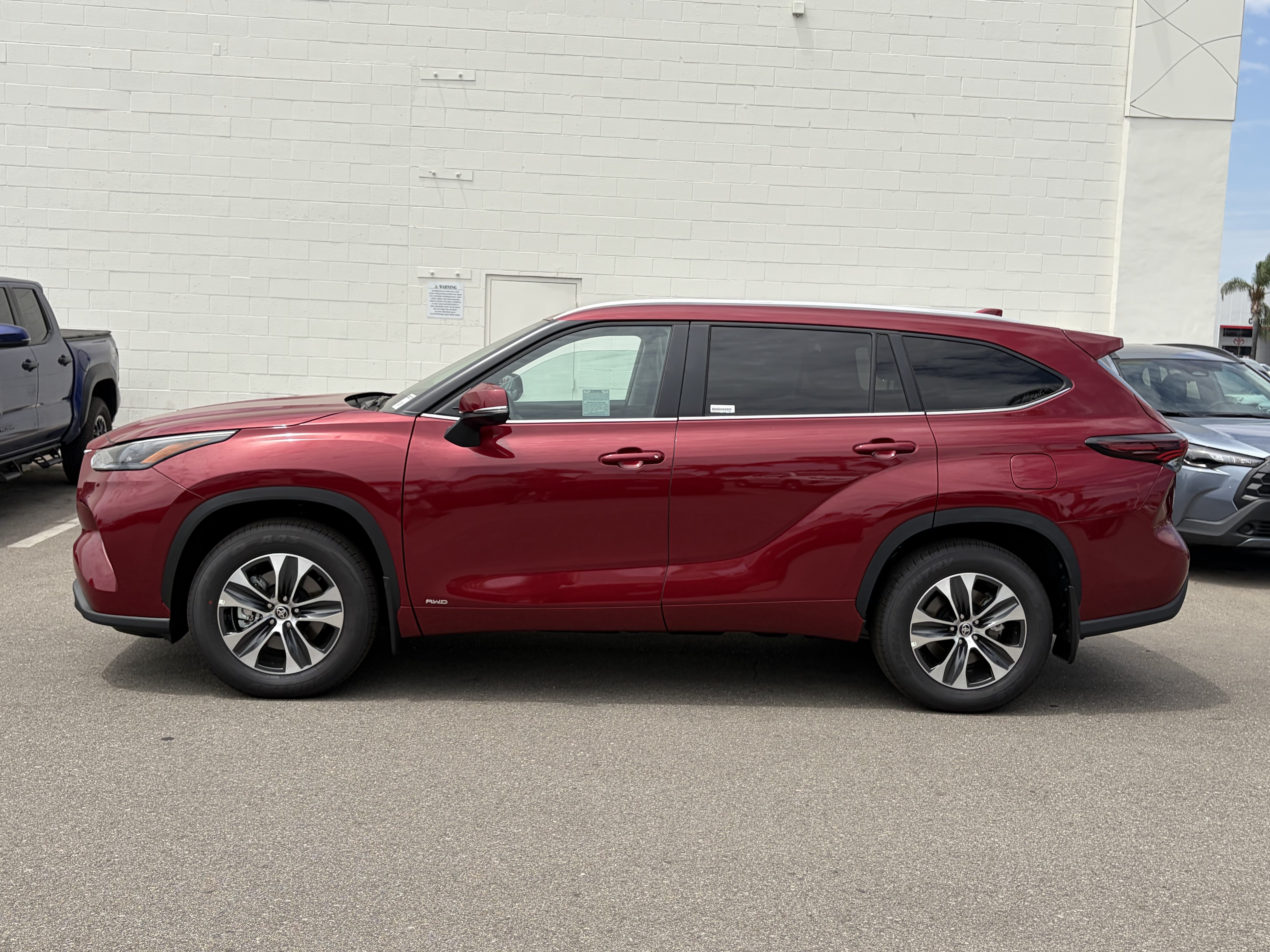 toyota highlander 2026 5TDKBRCH2TS727179 image toyota highlander 2026 5TDKBRCH2TS727179 image