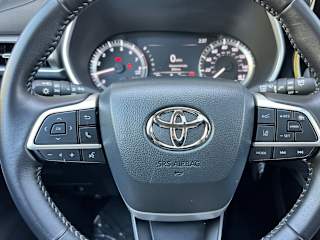 toyota highlander 2026 5TDKDRBH3TS605216 image