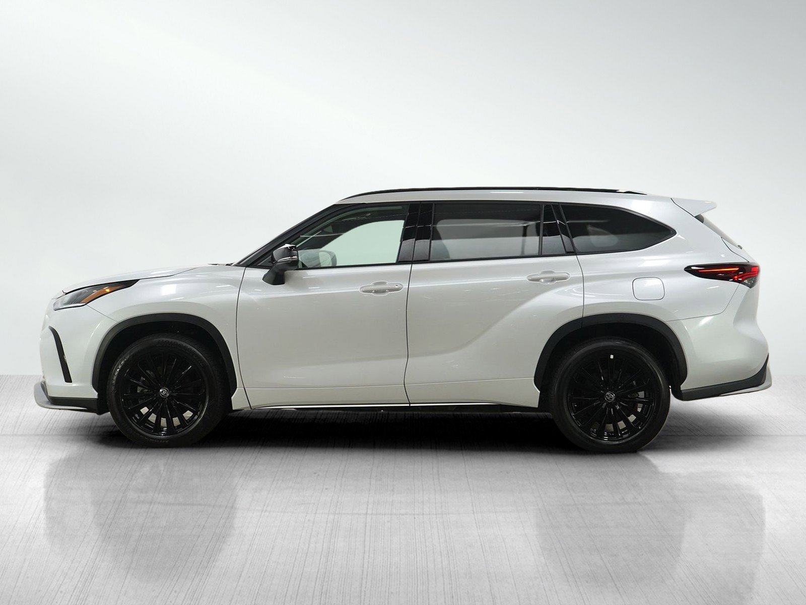 toyota highlander 2026 5TDKDRBH5TS600454 image toyota highlander 2026 5TDKDRBH5TS600454 image