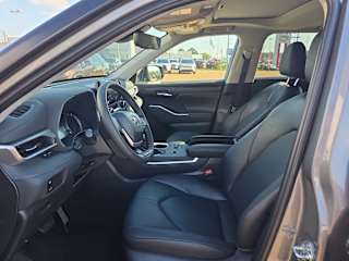 toyota highlander 2026 5TDKBRCH4TS710593 image toyota highlander 2026 5TDKBRCH4TS710593 image