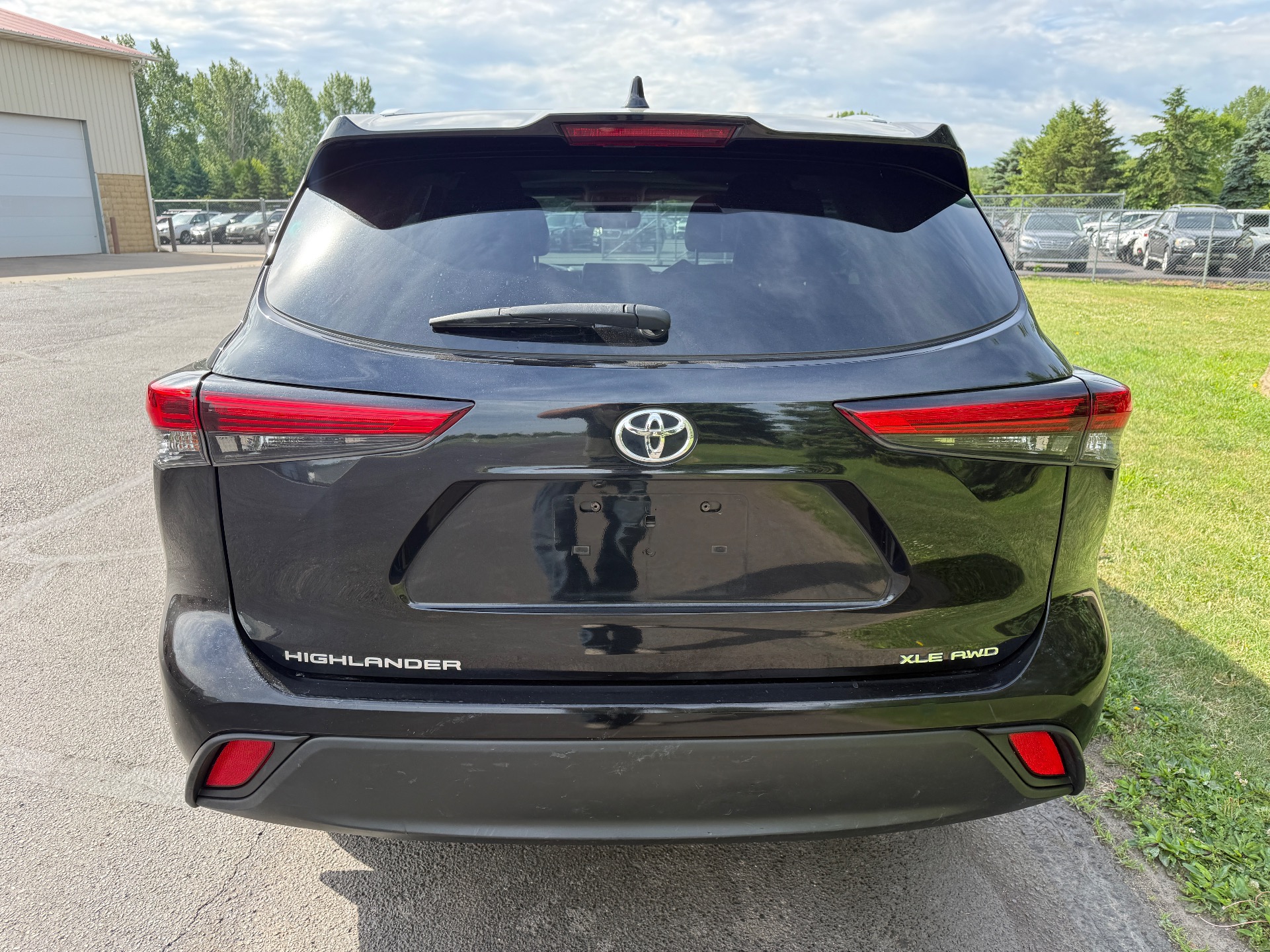 toyota highlander 2021 5TDGZRBH2MS534518 image toyota highlander 2021 5TDGZRBH2MS534518 image