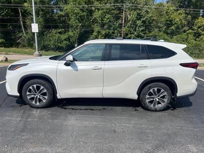 toyota highlander 2021 5TDGZRBH4MS552891 image toyota highlander 2021 5TDGZRBH4MS552891 image