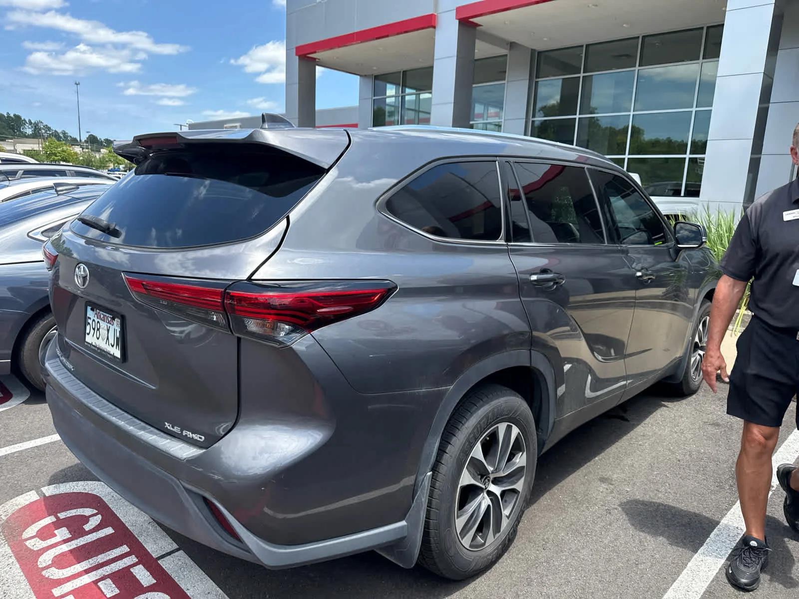 toyota highlander 2021 5TDGZRBH6MS551564 image toyota highlander 2021 5TDGZRBH6MS551564 image