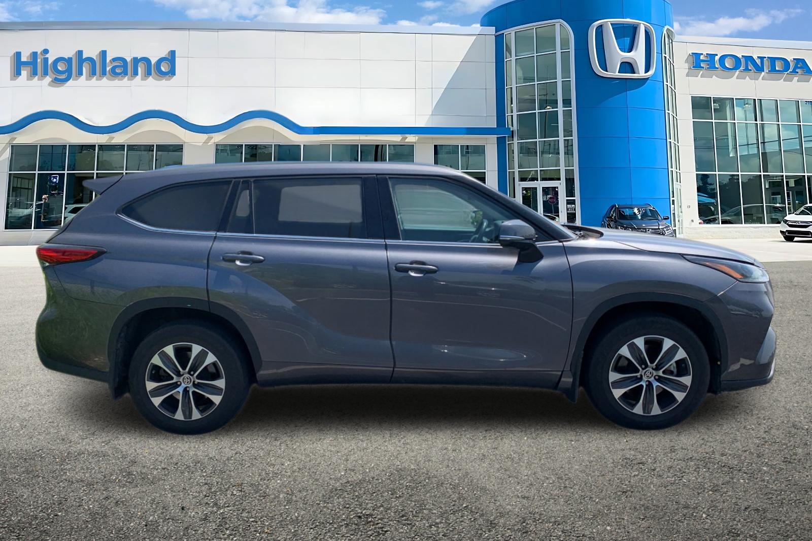 toyota highlander 2021 5TDGZRBH5MS543729 image toyota highlander 2021 5TDGZRBH5MS543729 image