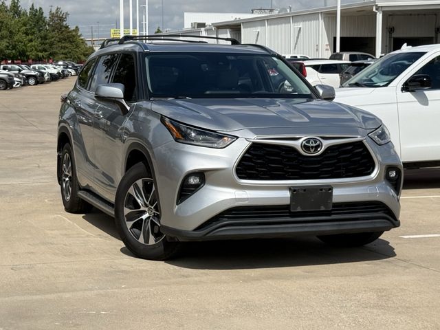 toyota highlander 2021 5TDGZRBH6MS143064 image toyota highlander 2021 5TDGZRBH6MS143064 image