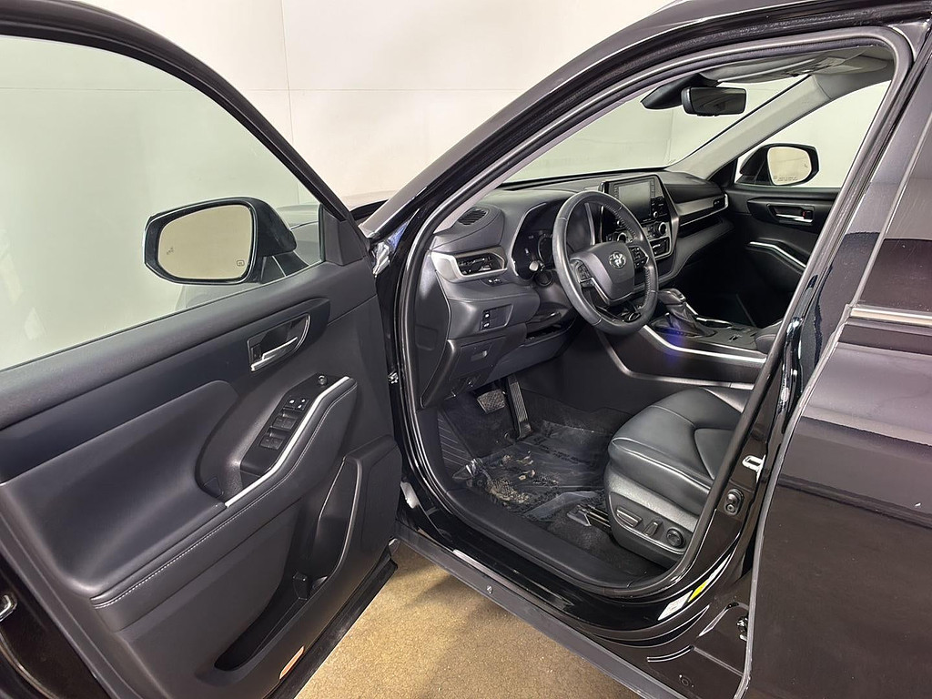 toyota highlander 2021 5TDHBRCH4MS533698 image toyota highlander 2021 5TDHBRCH4MS533698 image