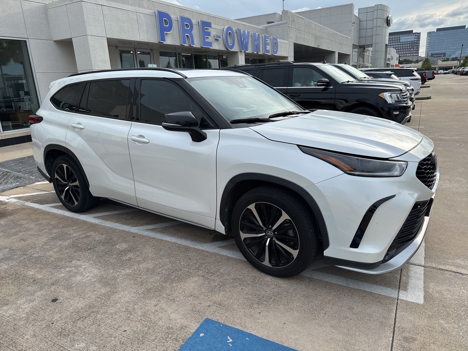 toyota highlander 2021 5TDJZRAH4MS043830 image toyota highlander 2021 5TDJZRAH4MS043830 image