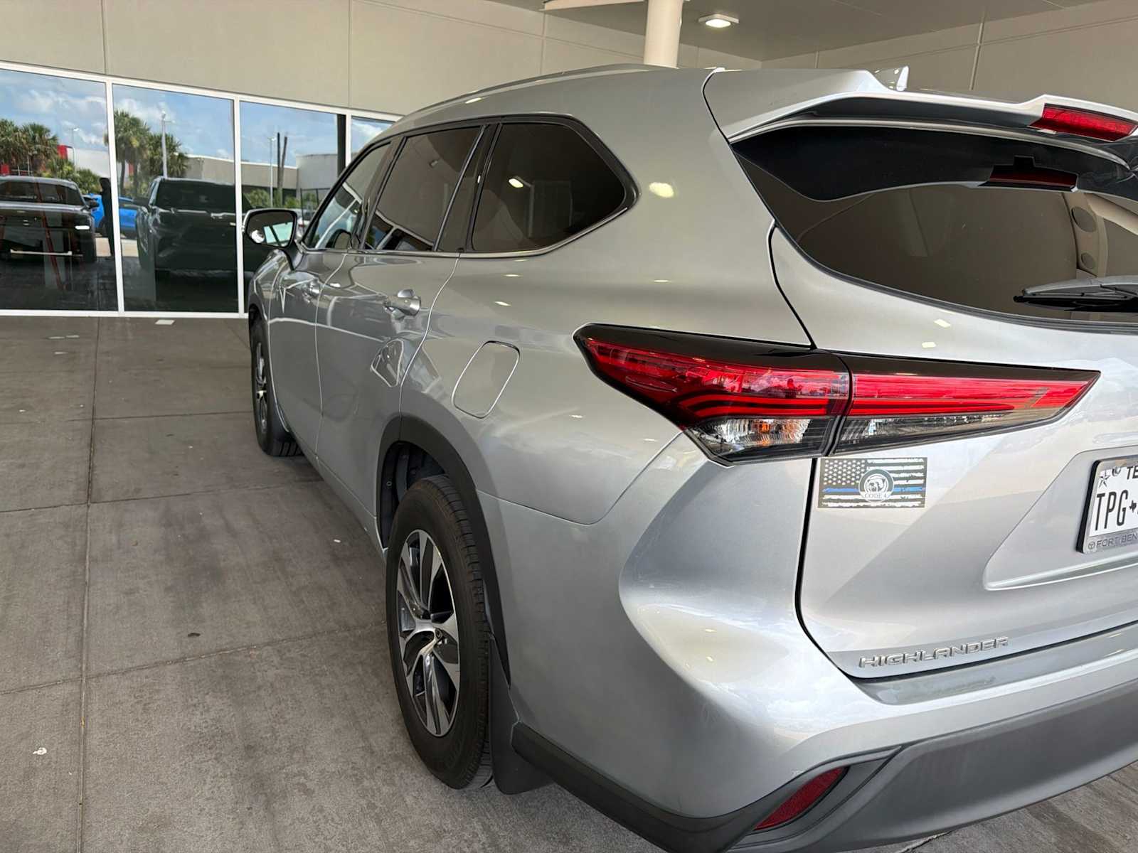 toyota highlander 2021 5TDGZRBH2MS525947 image toyota highlander 2021 5TDGZRBH2MS525947 image