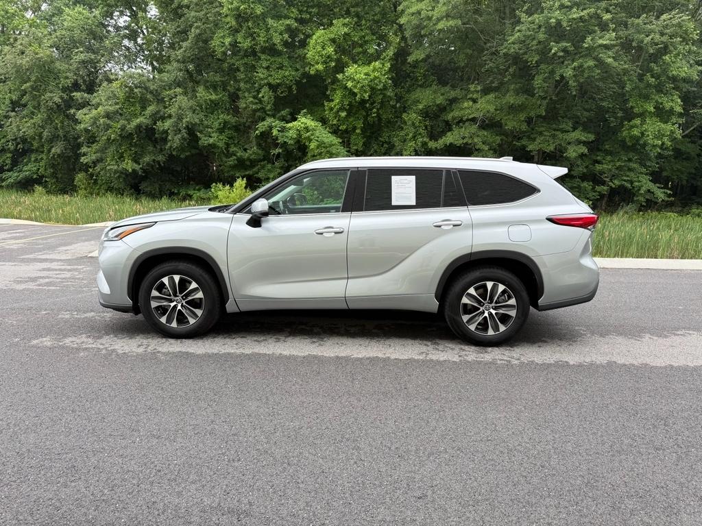 toyota highlander 2021 5TDGZRAH6MS516735 image