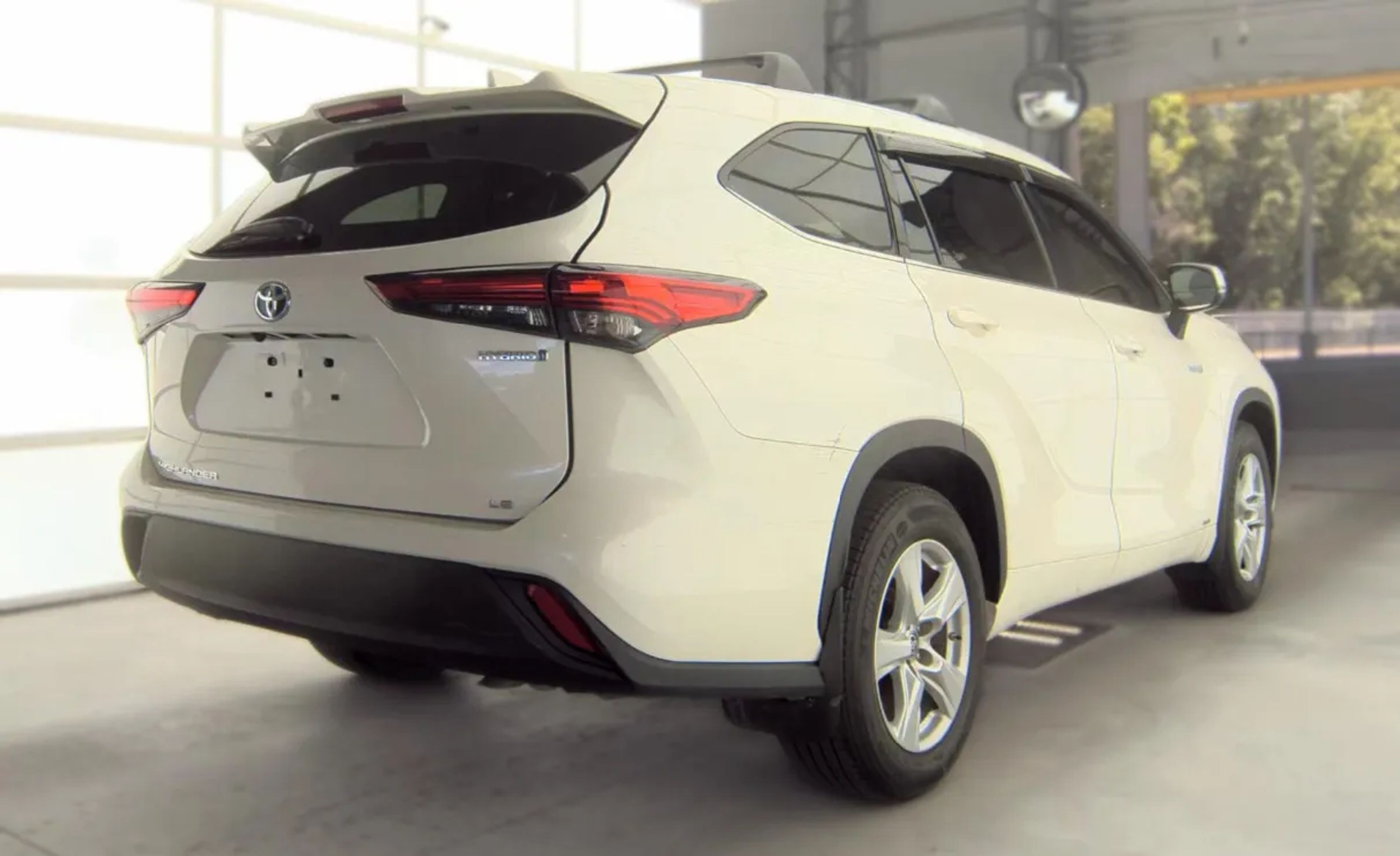 toyota highlander 2021 5TDBBRCH9MS517020 image toyota highlander 2021 5TDBBRCH9MS517020 image