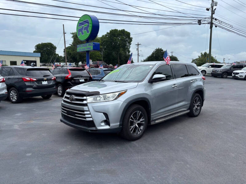 toyota highlander 2017 5TDZARFH3HS032486 image toyota highlander 2017 5TDZARFH3HS032486 image