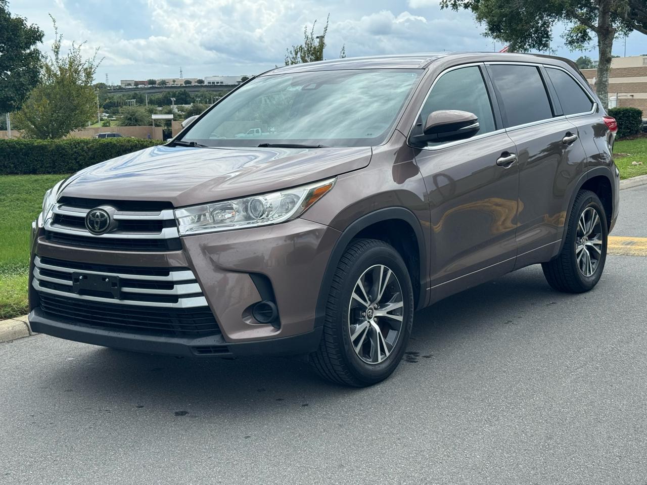toyota highlander 2017 5TDZARFH3HS030740 image toyota highlander 2017 5TDZARFH3HS030740 image