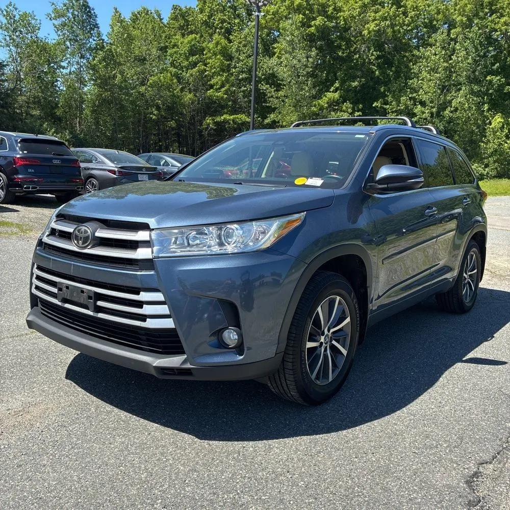 toyota highlander 2017 5TDJZRFH4HS425807 image toyota highlander 2017 5TDJZRFH4HS425807 image
