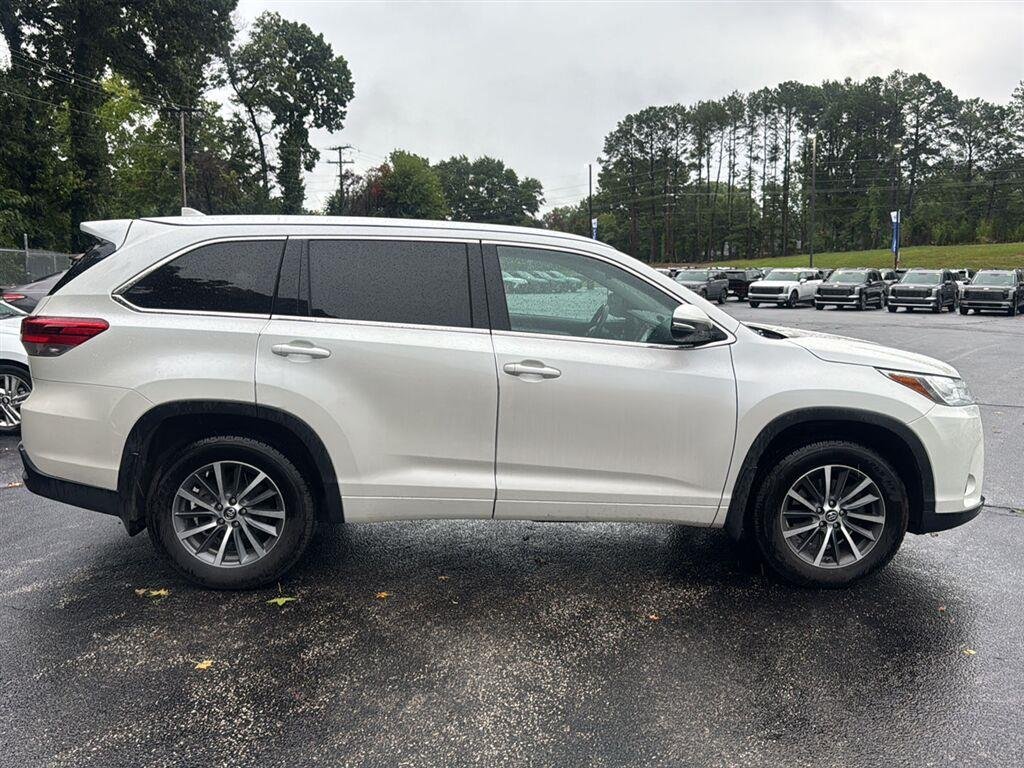 toyota highlander 2017 5TDJZRFH0HS378226 image toyota highlander 2017 5TDJZRFH0HS378226 image
