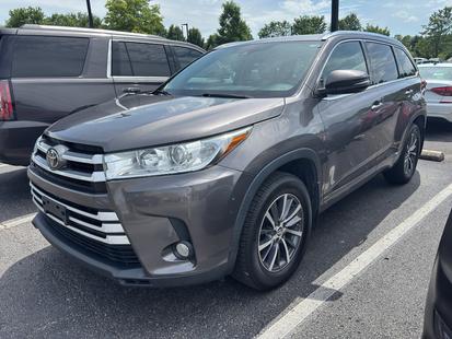 toyota highlander 2017 5TDJZRFH8HS399373 image toyota highlander 2017 5TDJZRFH8HS399373 image