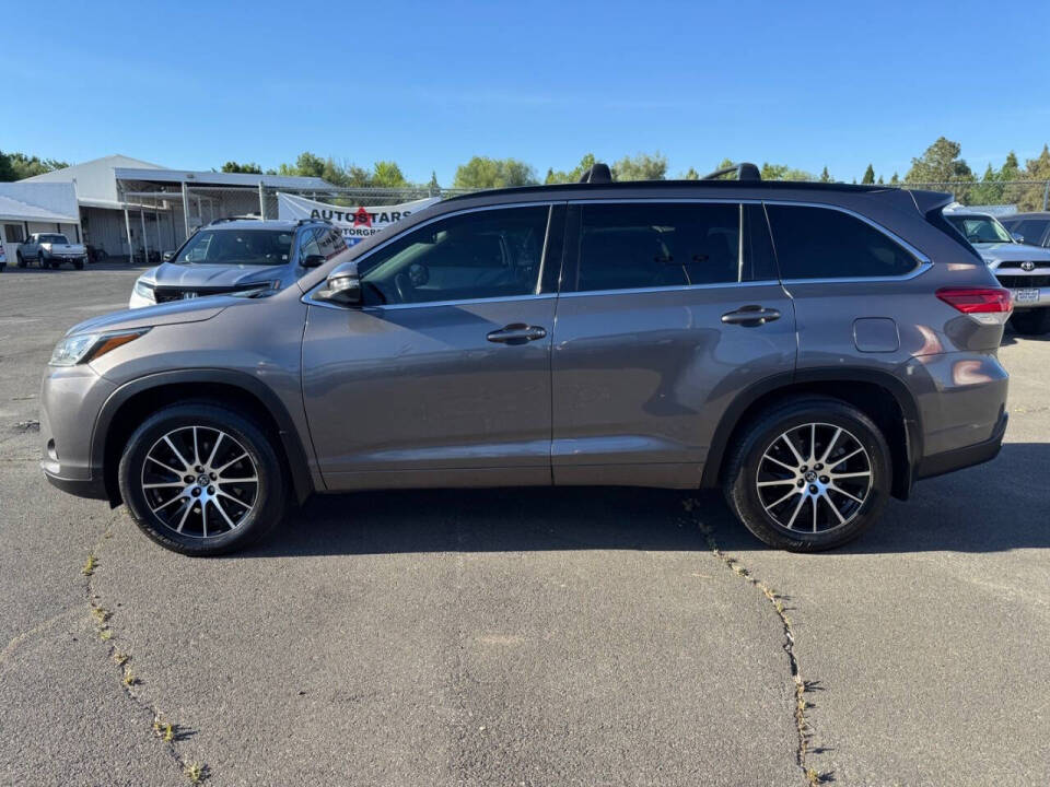 toyota highlander 2017 5TDJZRFH6HS383558 image toyota highlander 2017 5TDJZRFH6HS383558 image