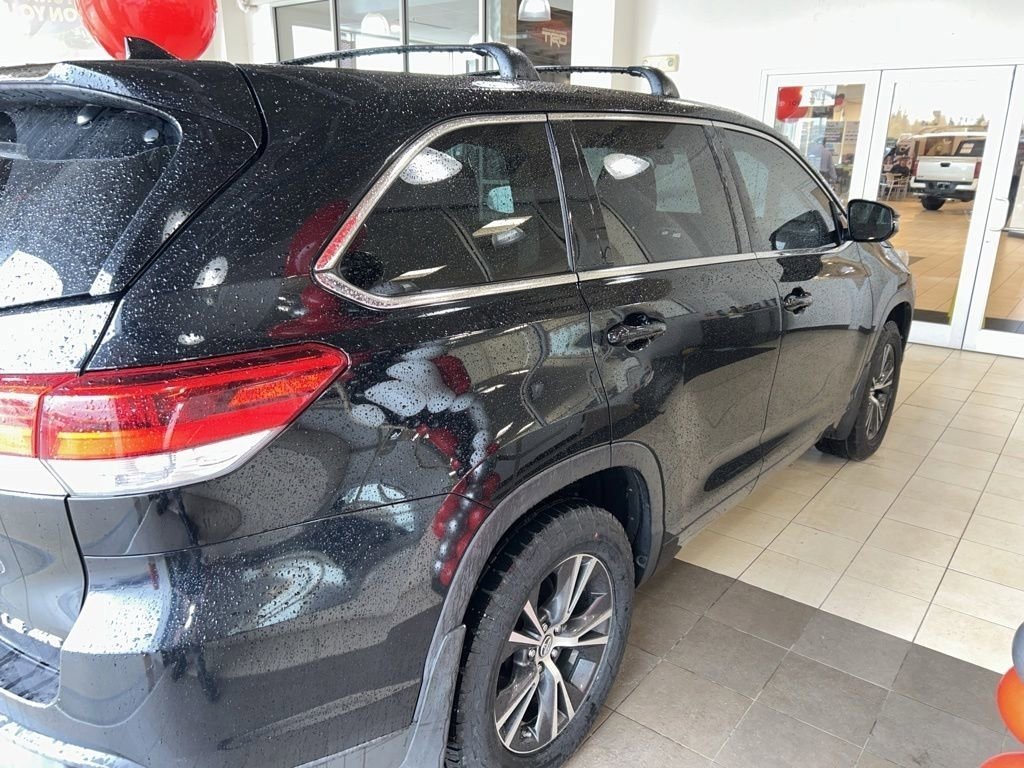 toyota highlander 2017 5TDBZRFH7HS381290 image toyota highlander 2017 5TDBZRFH7HS381290 image
