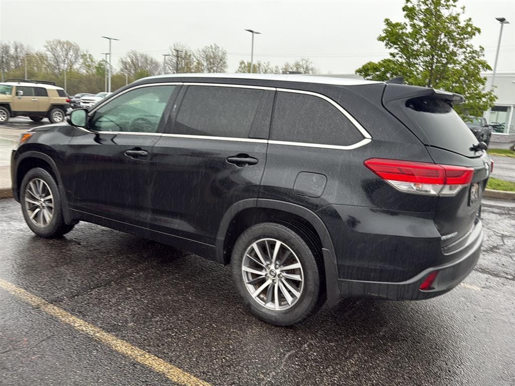 toyota highlander 2017 5TDJZRFH9HS483041 image