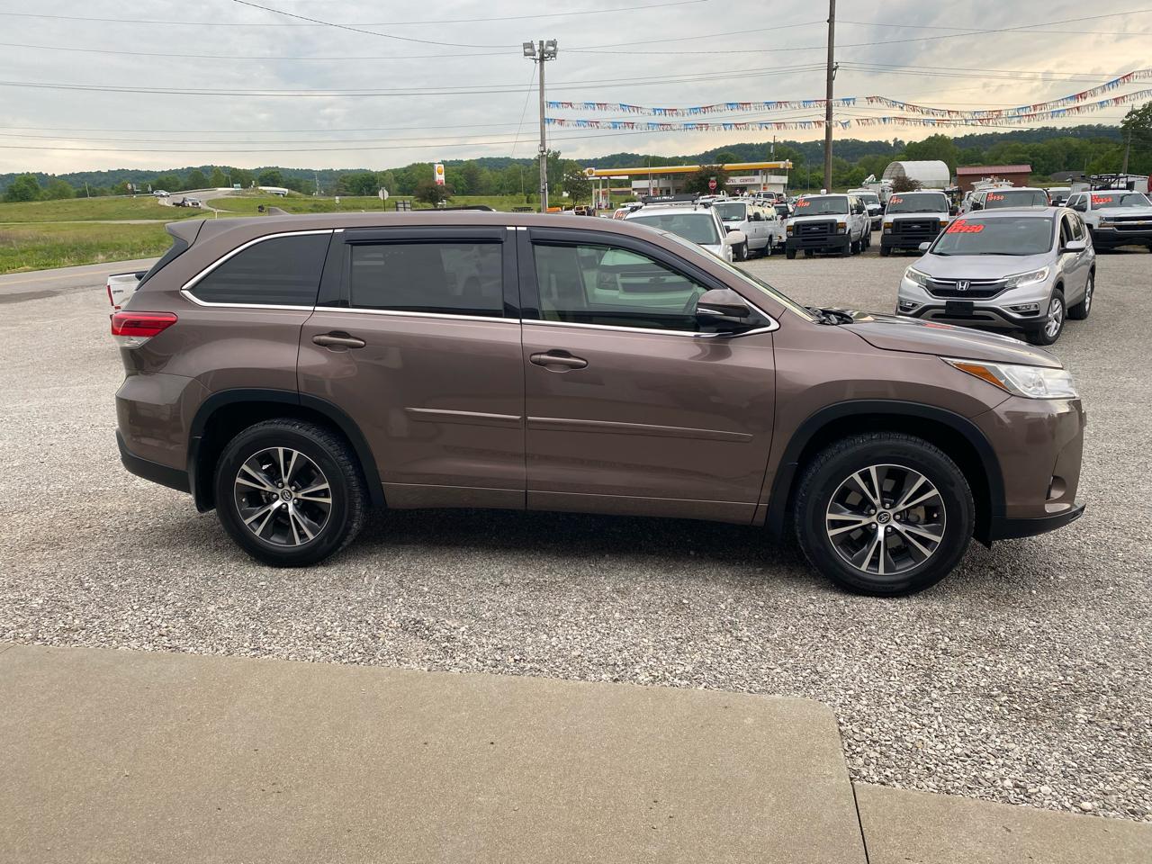 toyota highlander 2017 5TDZZRFHXHS223346 image toyota highlander 2017 5TDZZRFHXHS223346 image