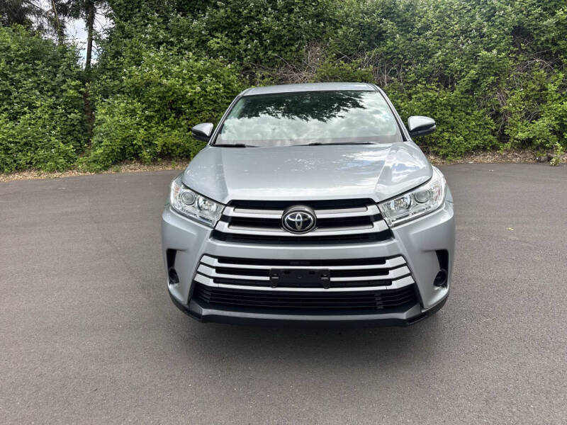 toyota highlander 2017 5TDZARFH8HS027462 image toyota highlander 2017 5TDZARFH8HS027462 image