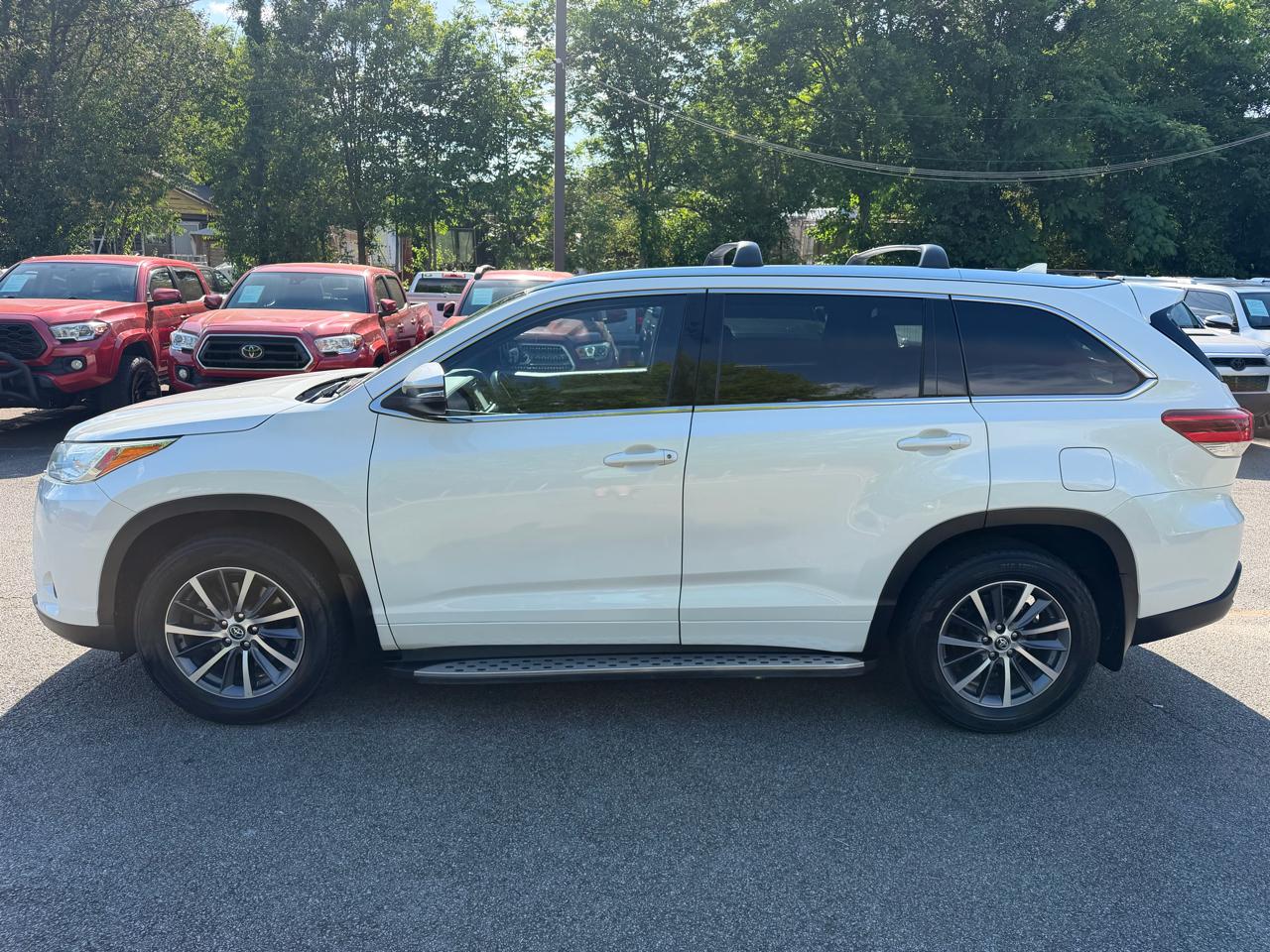 toyota highlander 2017 5TDKZRFH3HS522890 image