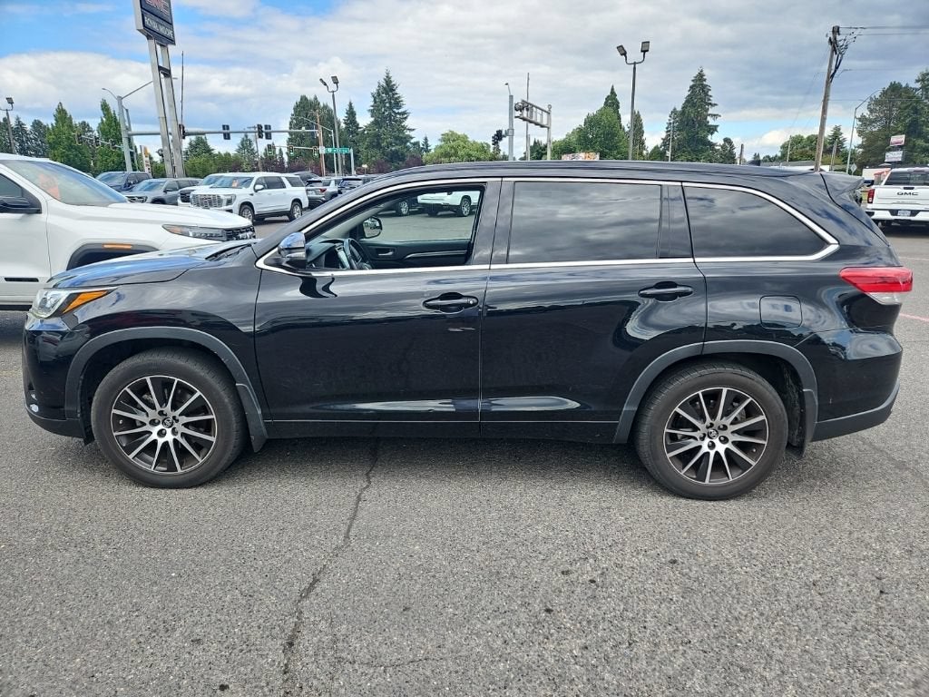 toyota highlander 2017 5TDJZRFH9HS388589 image toyota highlander 2017 5TDJZRFH9HS388589 image