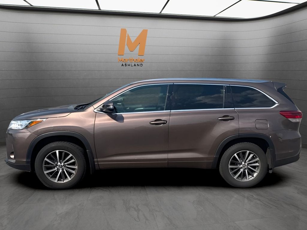toyota highlander 2017 5TDJZRFHXHS443440 image toyota highlander 2017 5TDJZRFHXHS443440 image