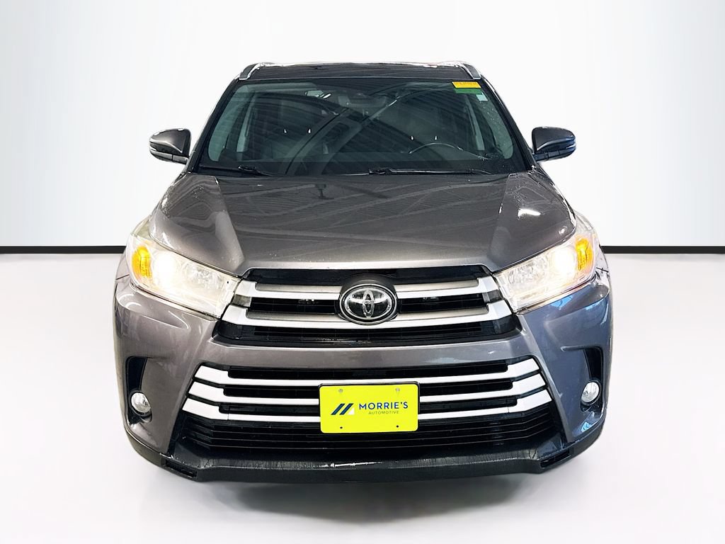toyota highlander 2017 5TDJZRFH4HS464056 image toyota highlander 2017 5TDJZRFH4HS464056 image