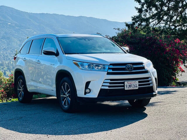 toyota highlander 2017 5TDJGRFH7HS029991 image toyota highlander 2017 5TDJGRFH7HS029991 image