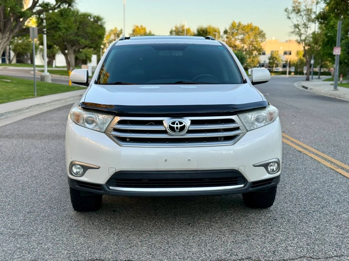 toyota highlander 2012 5TDZK3EH2CS070747 image toyota highlander 2012 5TDZK3EH2CS070747 image