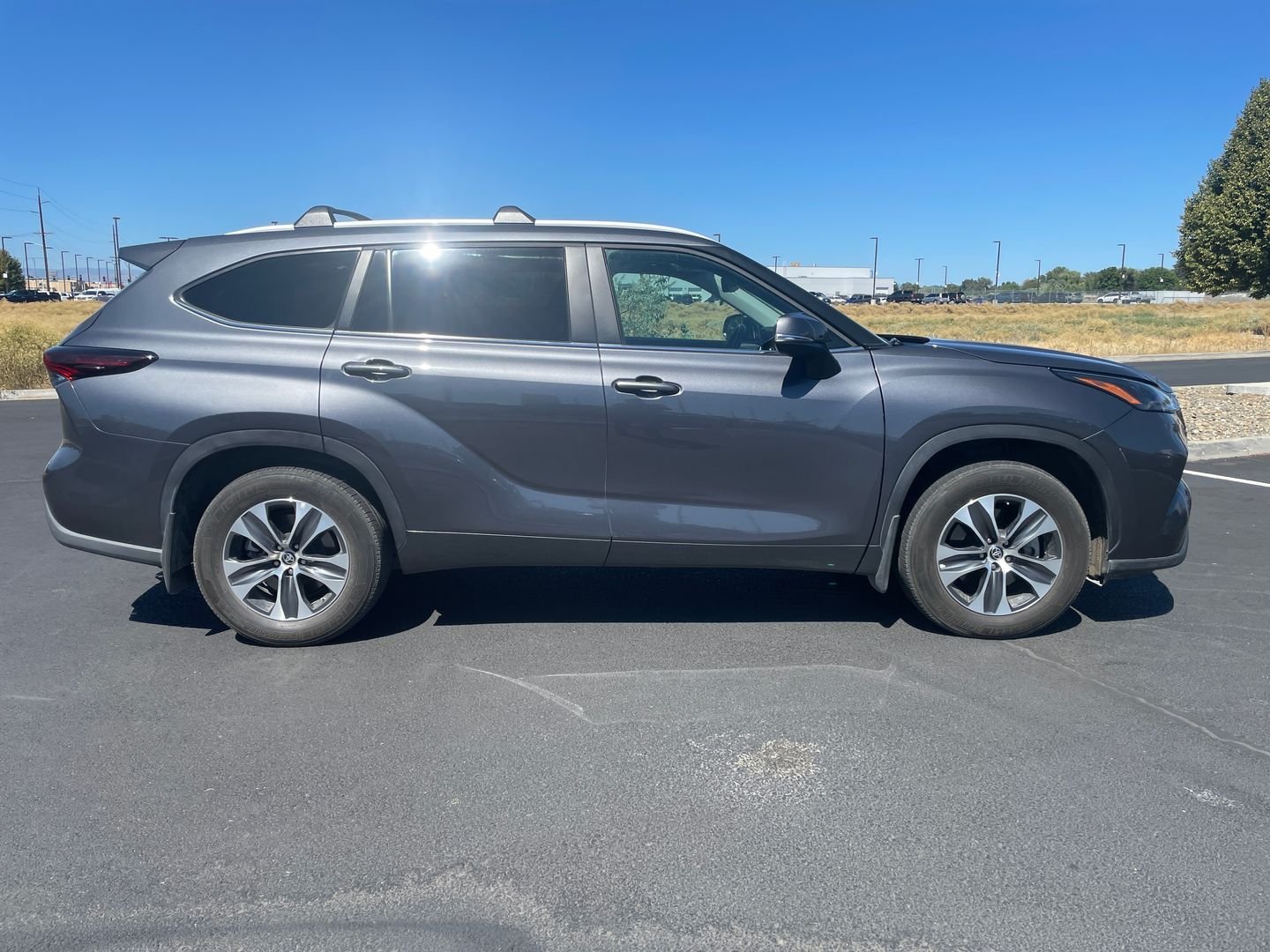 toyota highlander 2024 5TDKDRBH0RS556517 image toyota highlander 2024 5TDKDRBH0RS556517 image
