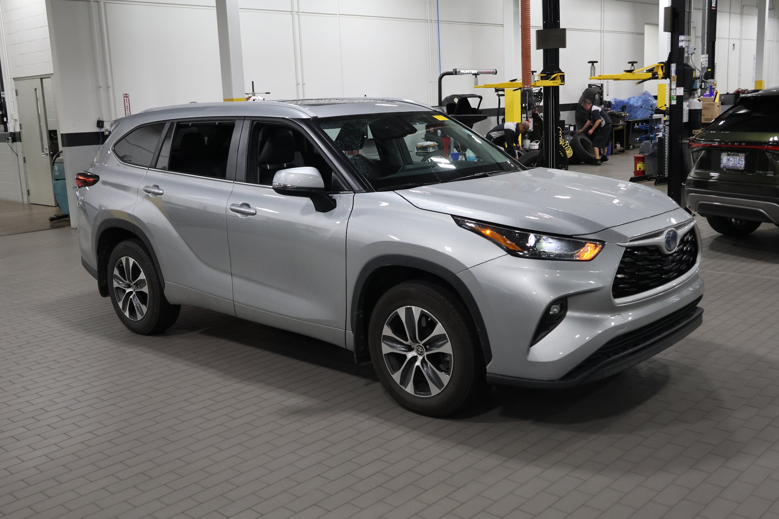 toyota highlander 2024 5TDKARAH0RS537802 image toyota highlander 2024 5TDKARAH0RS537802 image