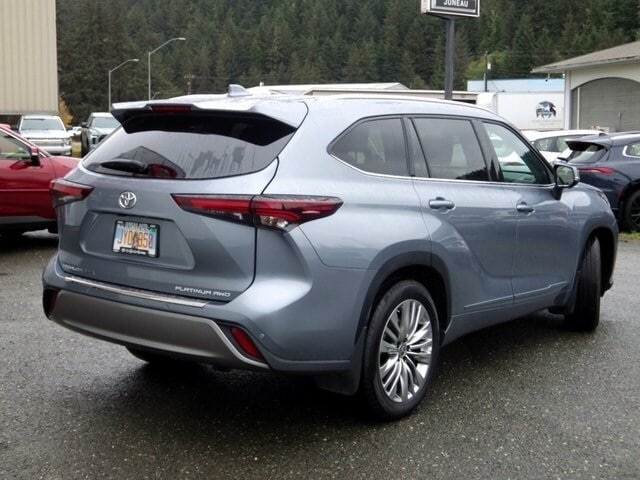 toyota highlander 2024 5TDKDRBH0RS530497 image toyota highlander 2024 5TDKDRBH0RS530497 image
