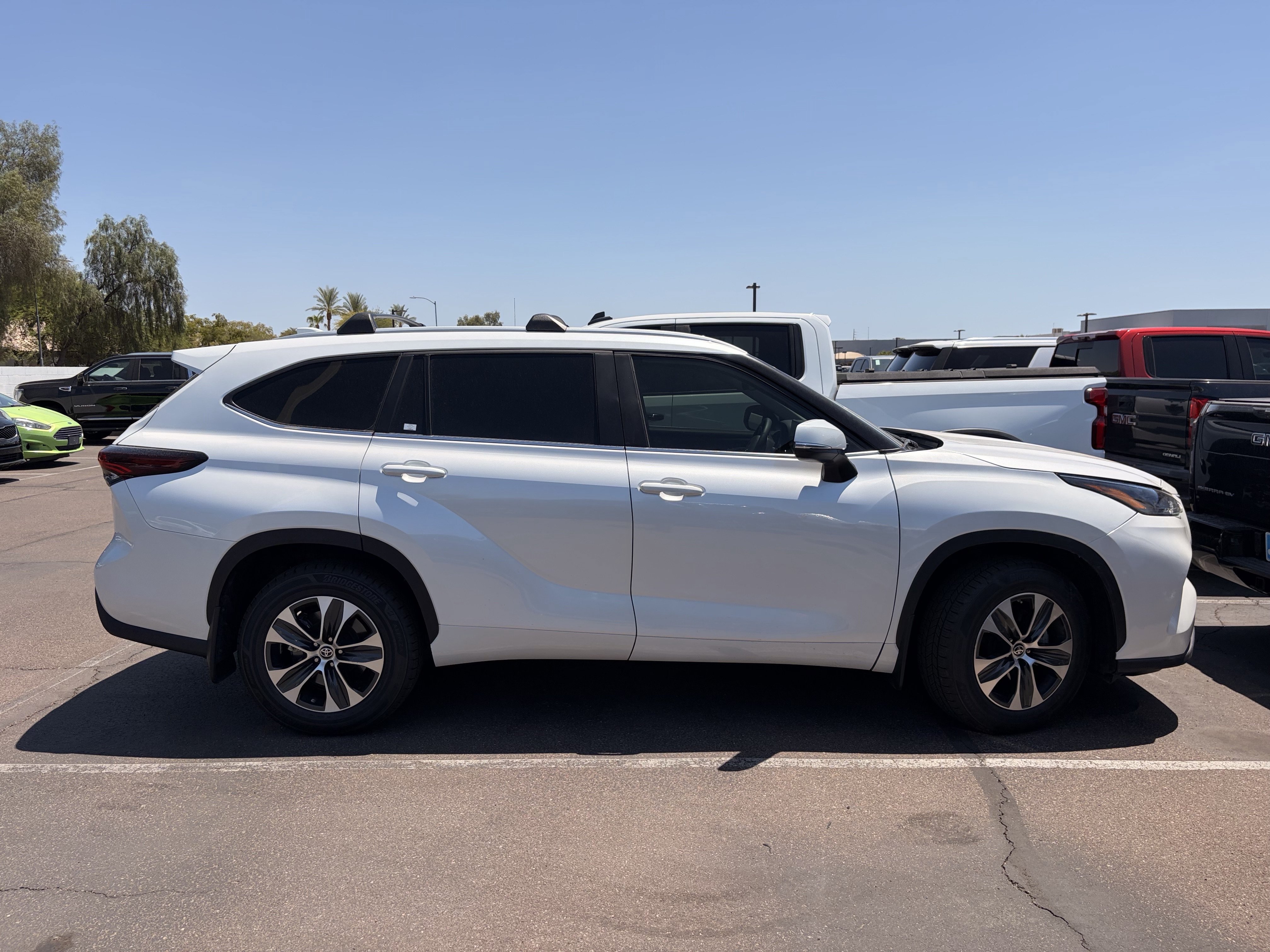toyota highlander 2024 5TDKDRBH2RS561637 image toyota highlander 2024 5TDKDRBH2RS561637 image