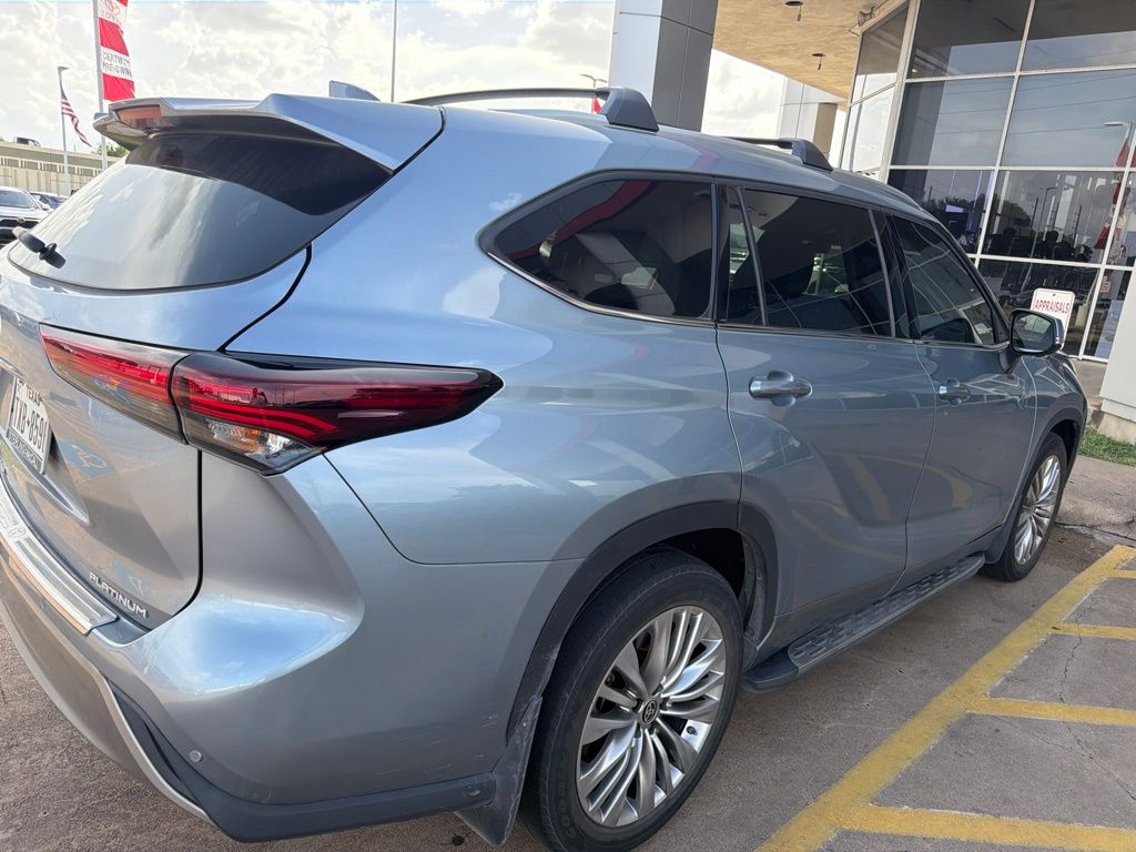 toyota highlander 2024 5TDKDRAH3RS050830 image toyota highlander 2024 5TDKDRAH3RS050830 image