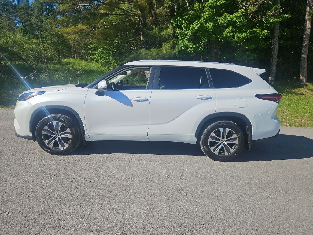 toyota highlander 2024 5TDKDRBH1RS541363 image toyota highlander 2024 5TDKDRBH1RS541363 image